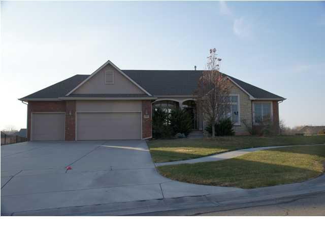 2507 N Fairway Cir