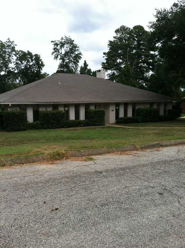 405 E Robinwood Dr