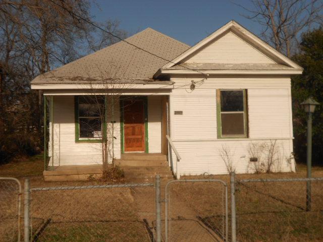 2609 Warren Ave