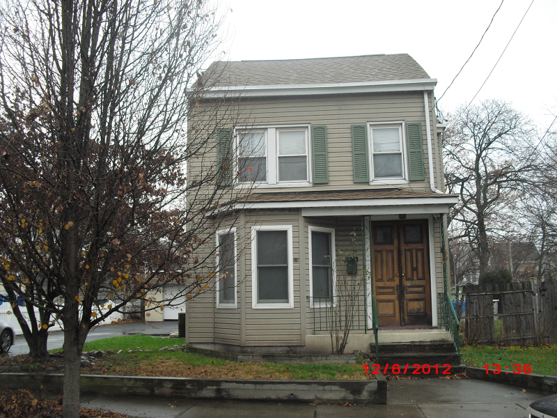 326 Van Dyke Ave