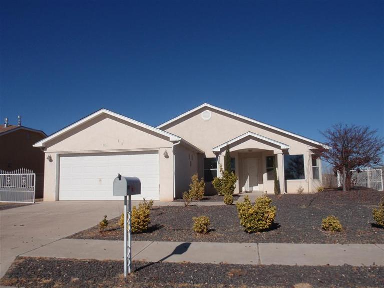 2002 Valley View Dr Sw