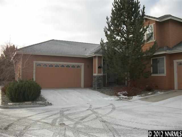 6696 Aston Cir
