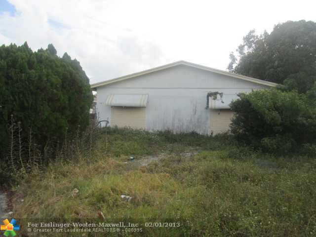 741 SW 2 ST