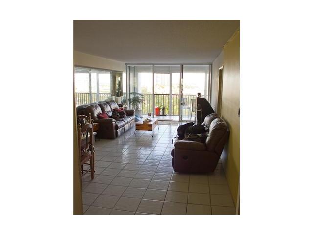 3701 N COUNTRY CLUB DR # 902
