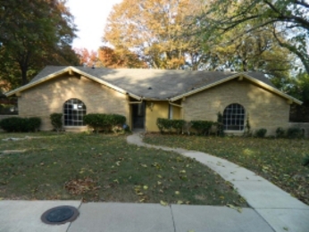 3409 Sherrye Dr
