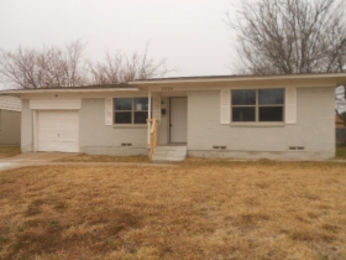 1329 Longview St