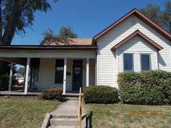 709 N Walnut St.