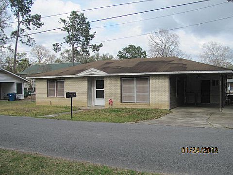 106 Redwood Dr