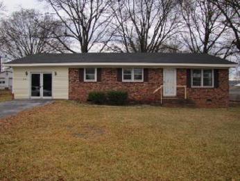 608 Conifer Cir