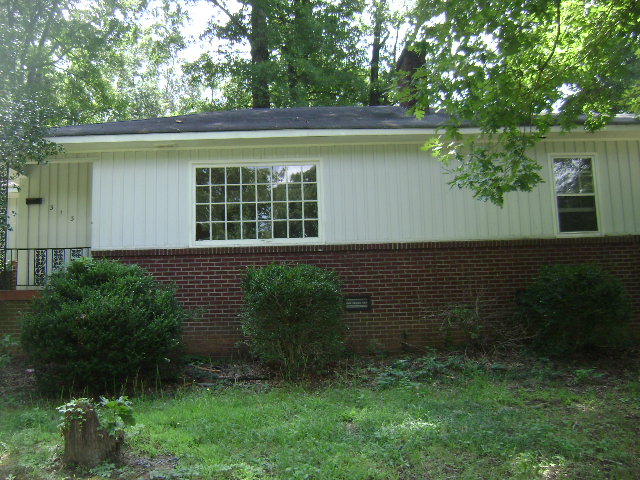 313 Amherst Drive