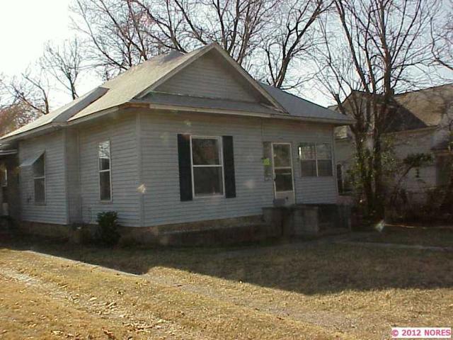 1410 E Thompson Ave