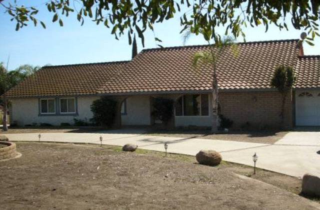 18165 Mariposa Avenue