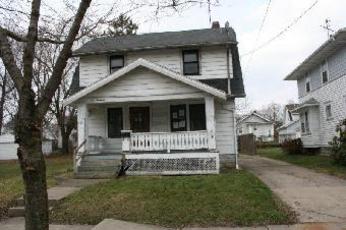 900 Ada St