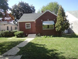 5317 W Leon Terr