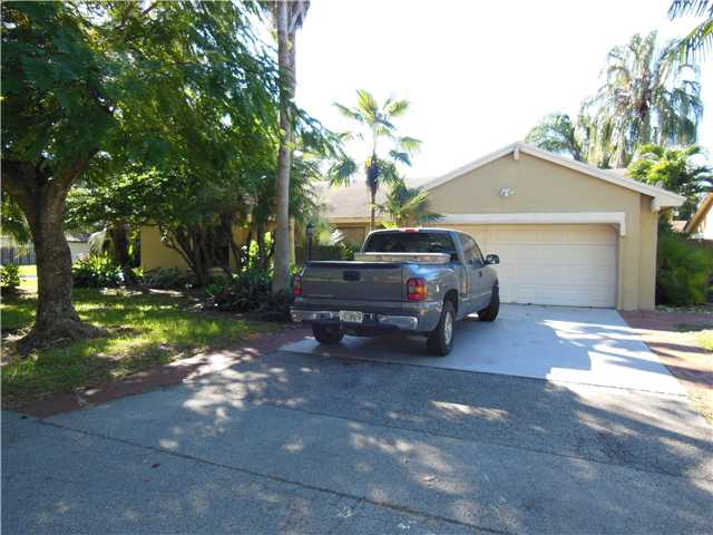 4868 SW 148 CT