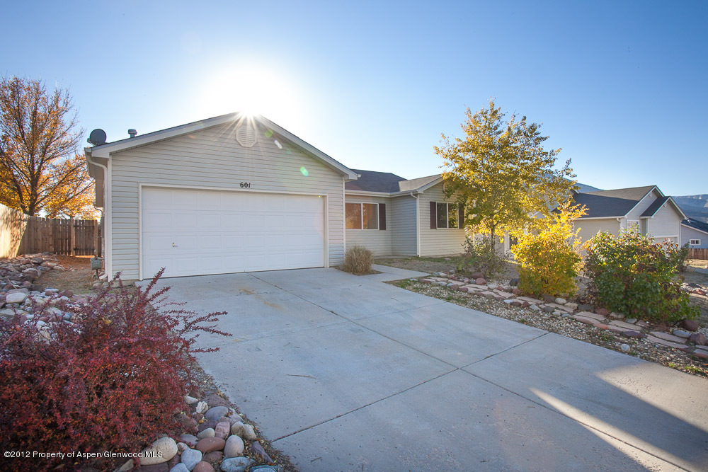 601 Ponderosa Cir