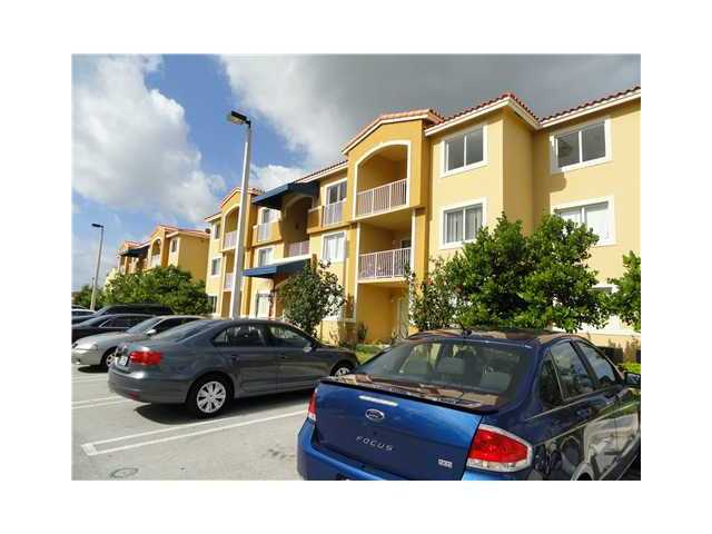 21100 SW 87 AV # 305