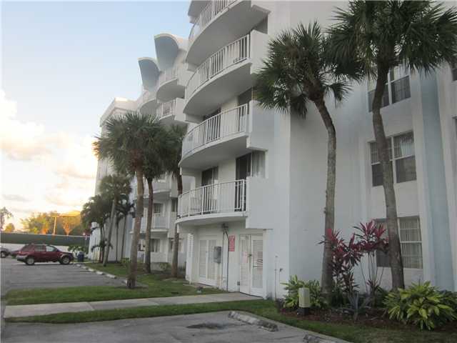 486 NW 165 RD # B303