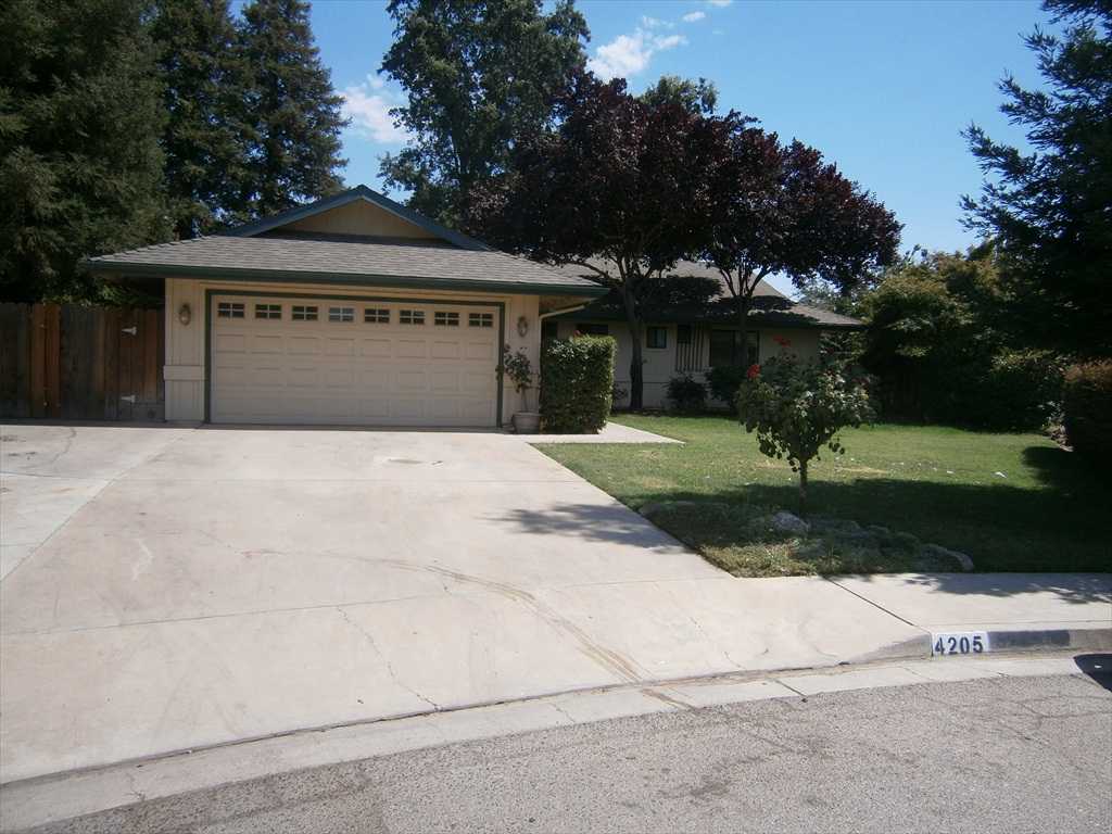 4205 W Fairview Ave