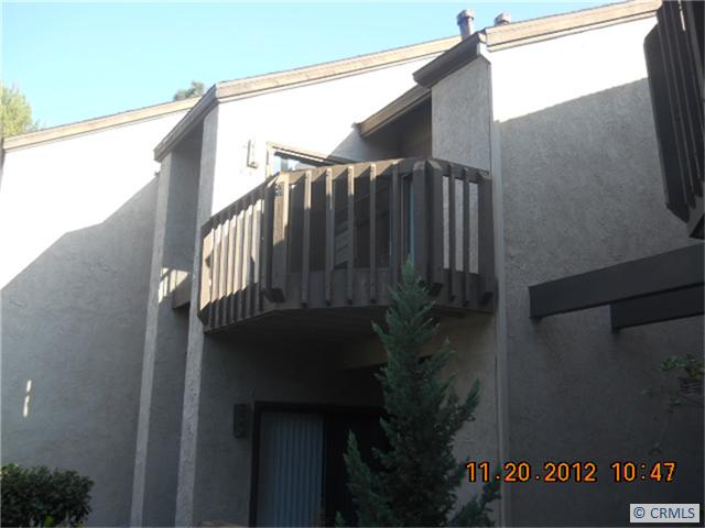 2542 W Macarthur Blvd Unit J