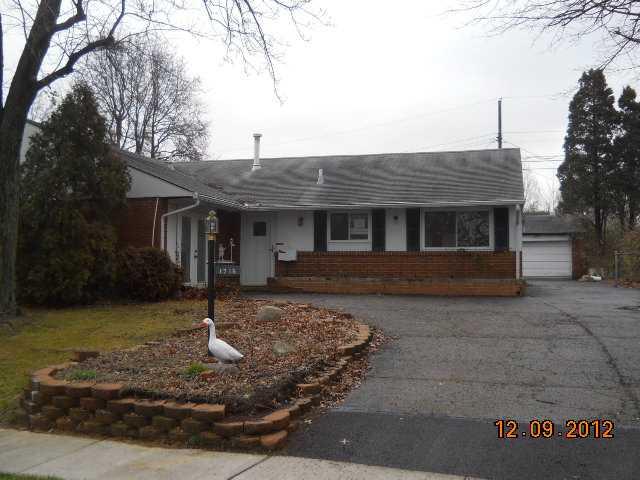 1716 Pickering Dr
