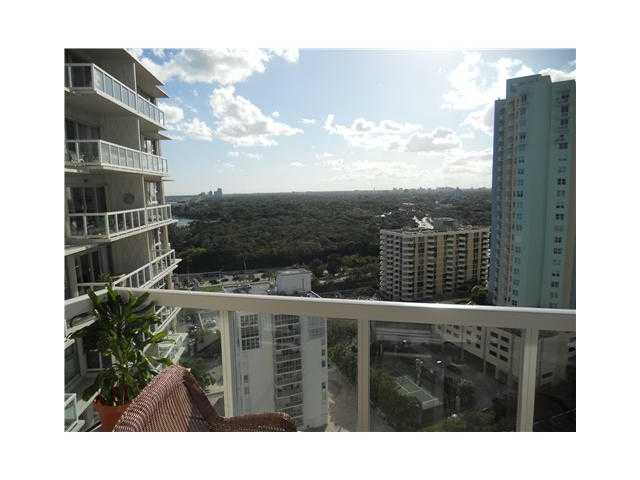 2451 BRICKELL AV # 20M
