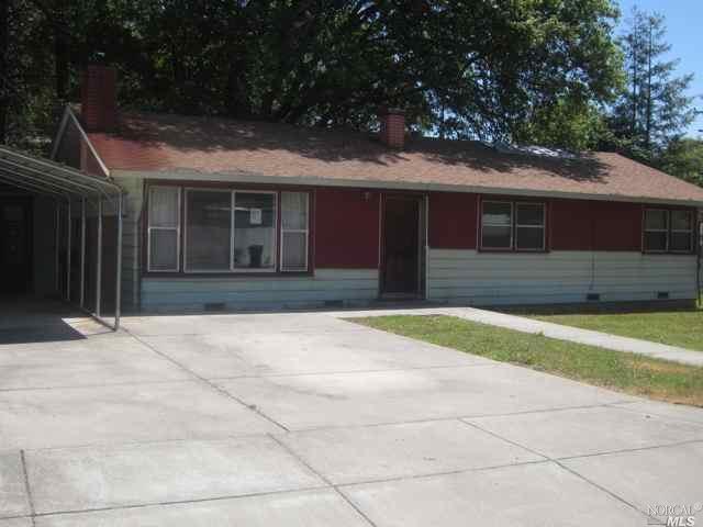 1295 Magnolia St