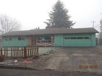 1836 SE Oak Crest Dr