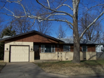4658 South Charles Ave