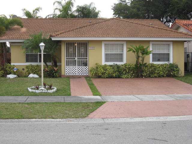 15982 SW 138 CT