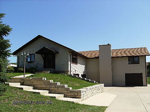 4008 Majestic Ct Ne