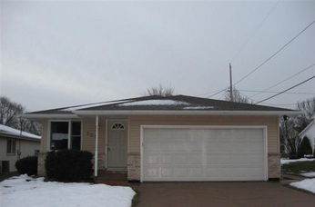 309 3rd St W