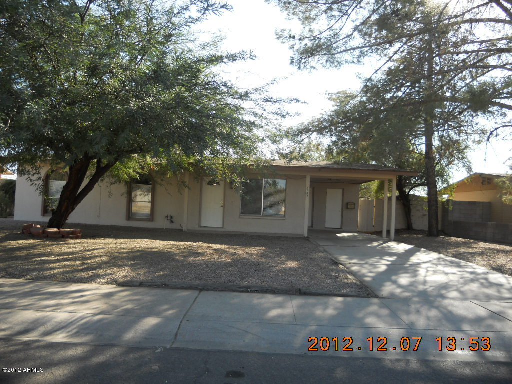 1235 E Valerie Dr