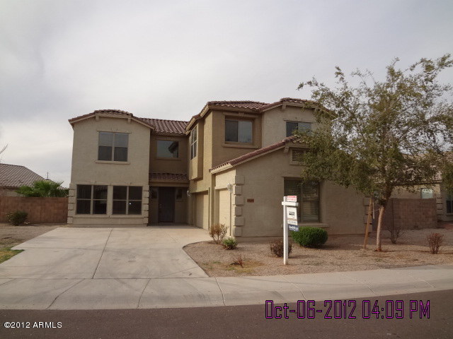 6220 S 45th Gln