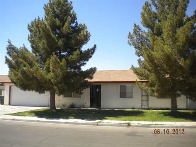 4660 W 18th Pl