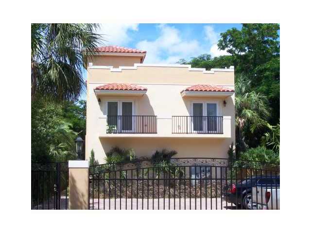 2849 COCONUT AV # 4