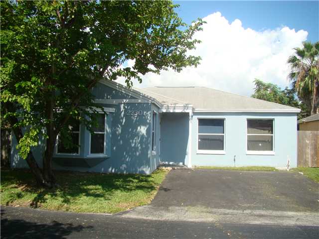 22301 SW 99 AV