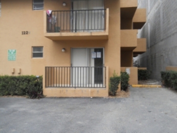 1229 NW 6th St Apt 1