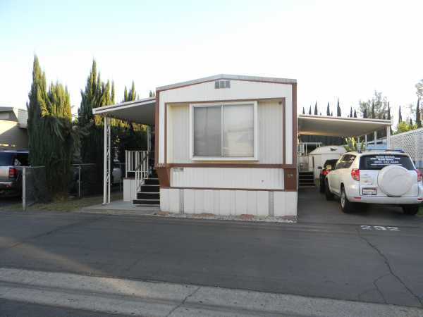2300 S. Sultana #232