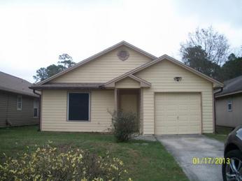 5505 Bennington Dr