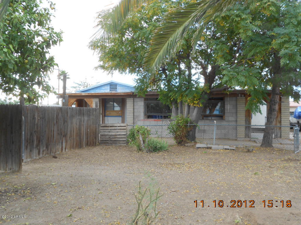 128 S 5th St