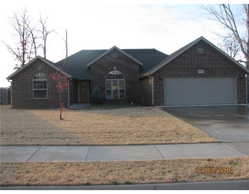 8006 David Dr