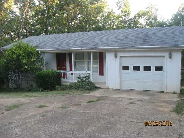 7 S Odessa Dr