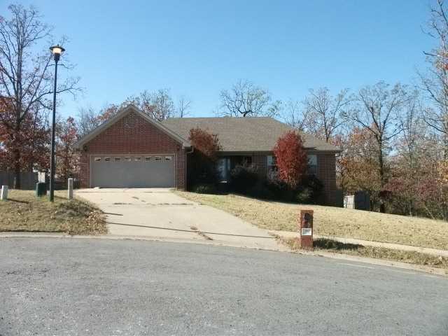 30 Clearwater Ln