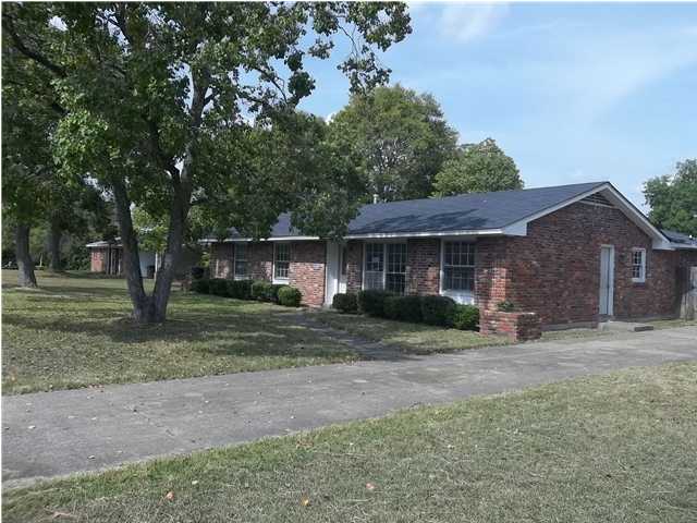 1241 Devonshire Dr