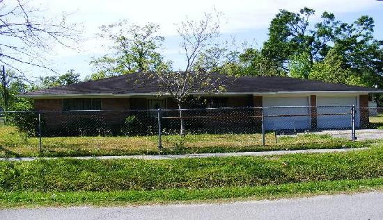 620 Julia Street