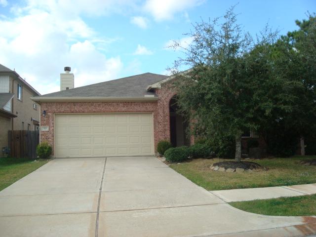 2702 Golden Creek Ln