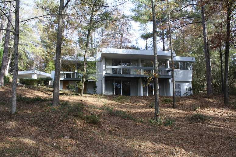 405 Richie Dr