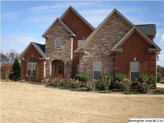 8 Royal Troon Dr