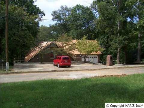 14176 Dogwood Rd